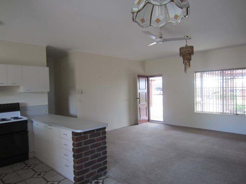 4 Lynette Crt, Bethania QLD 4205