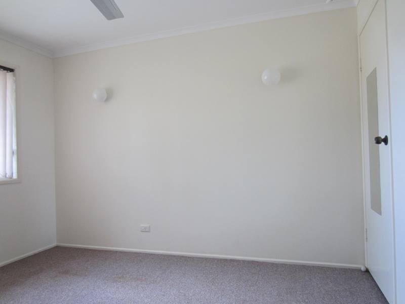4 Lynette Crt, Bethania QLD 4205