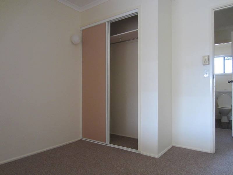 4 Lynette Crt, Bethania QLD 4205