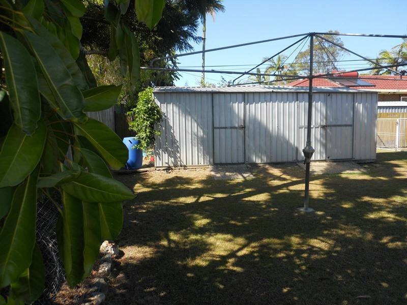 4 Lynette Crt, Bethania QLD 4205