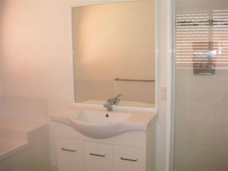 57 Riverpark Dr, Loganholme QLD 4129