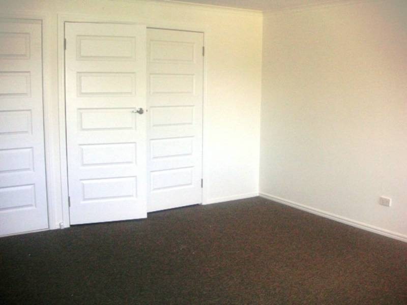 15 Hampton St, Loganholme QLD 4129