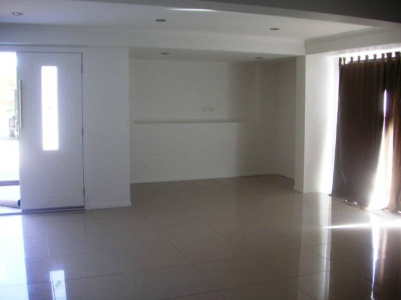 15 Hampton St, Loganholme QLD 4129