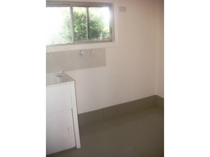 15 Hampton St, Loganholme QLD 4129