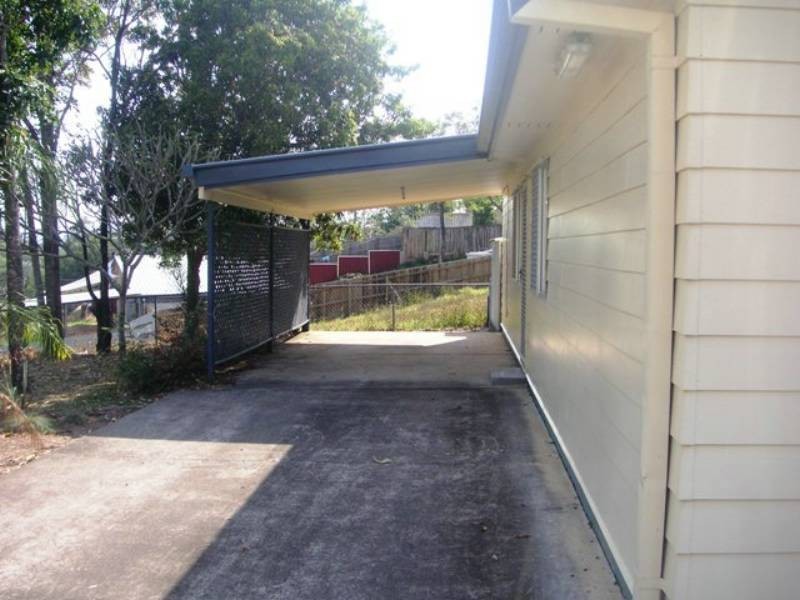 12 Lima Street, Edens Landing QLD 4207