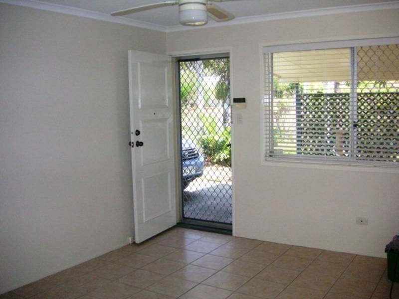 12 Lima Street, Edens Landing QLD 4207