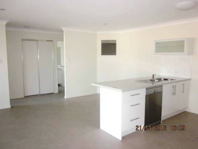 7A Lemongrove St, Eagleby QLD 4207