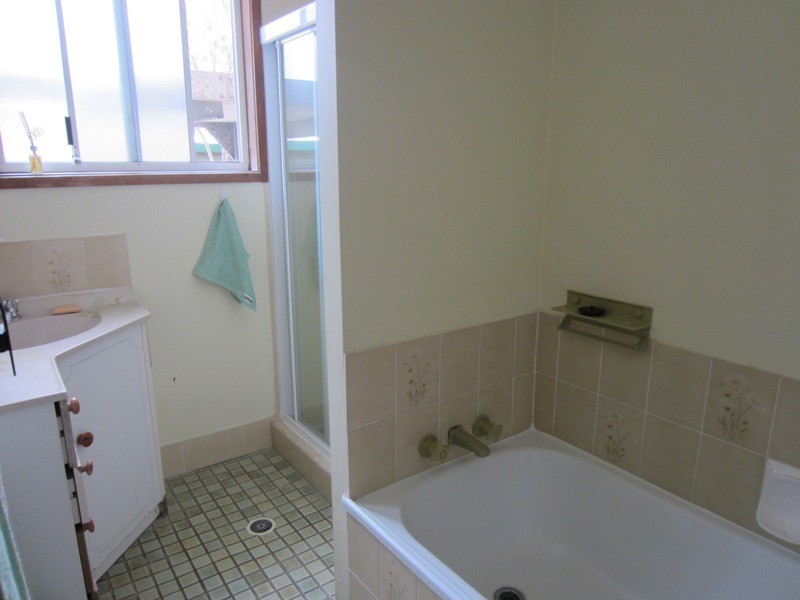 4 Shield Street, Mount Warren Park QLD 4207