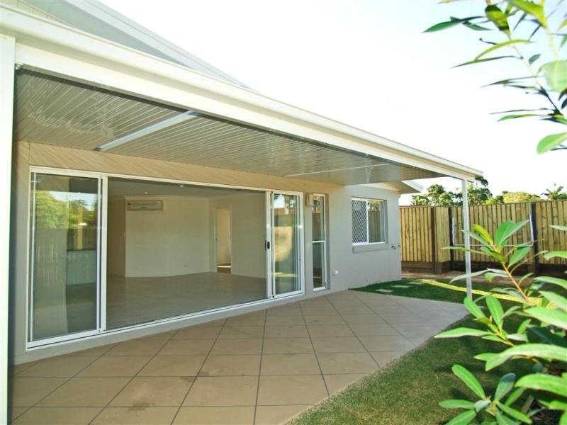 2/55 Shailer Road, Shailer Park QLD 4128