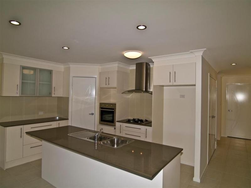 2/55 Shailer Road, Shailer Park QLD 4128