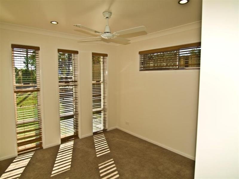 2/55 Shailer Road, Shailer Park QLD 4128