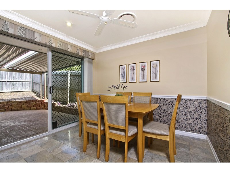 2 Ella Place, Windaroo QLD 4207