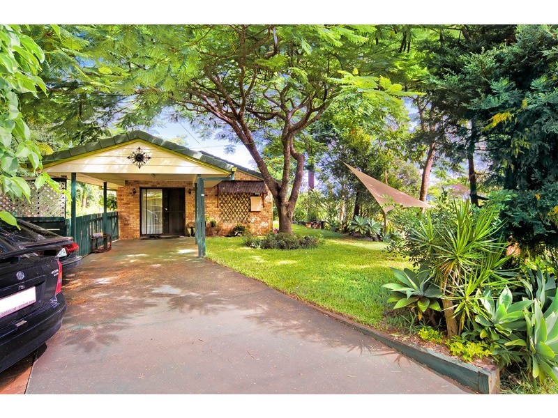 1 Innes Cres, Cornubia QLD 4130