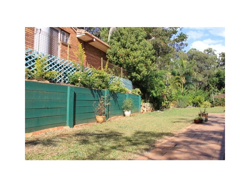 1 Innes Cres, Cornubia QLD 4130