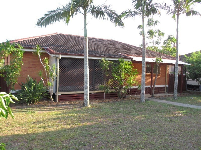 2 Baringa Ave, Logan Central QLD 4114