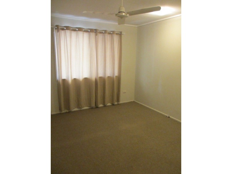 2 Baringa Ave, Logan Central QLD 4114