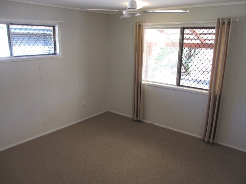 2 Baringa Ave, Logan Central QLD 4114