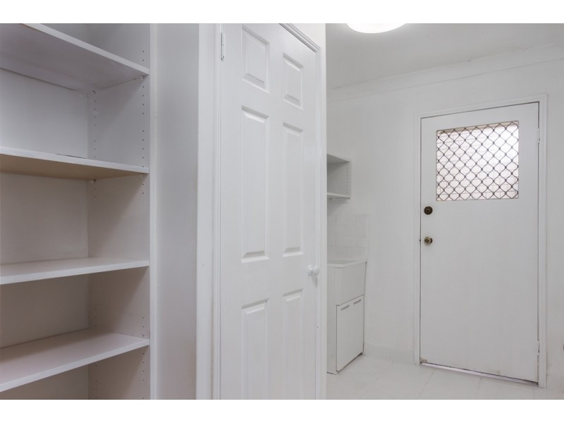 5 Costigan Terrace, Edens Landing QLD 4207