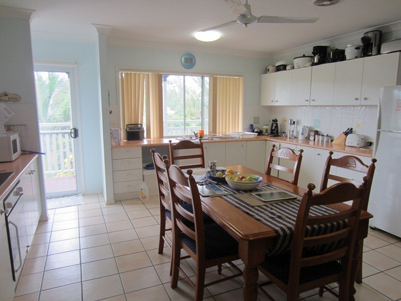 53 Grove Road, Edens Landing QLD 4207