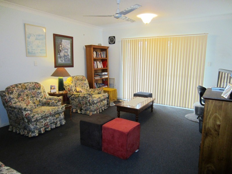 53 Grove Road, Edens Landing QLD 4207