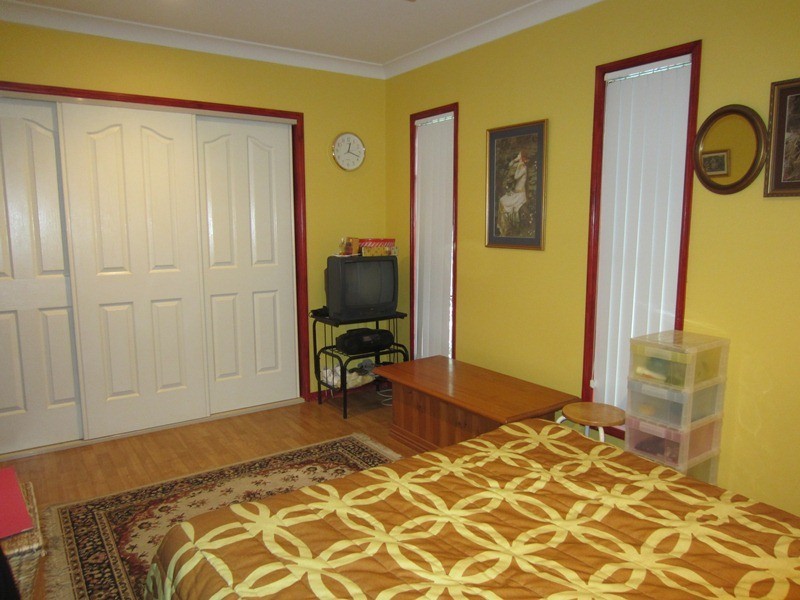 53 Grove Road, Edens Landing QLD 4207