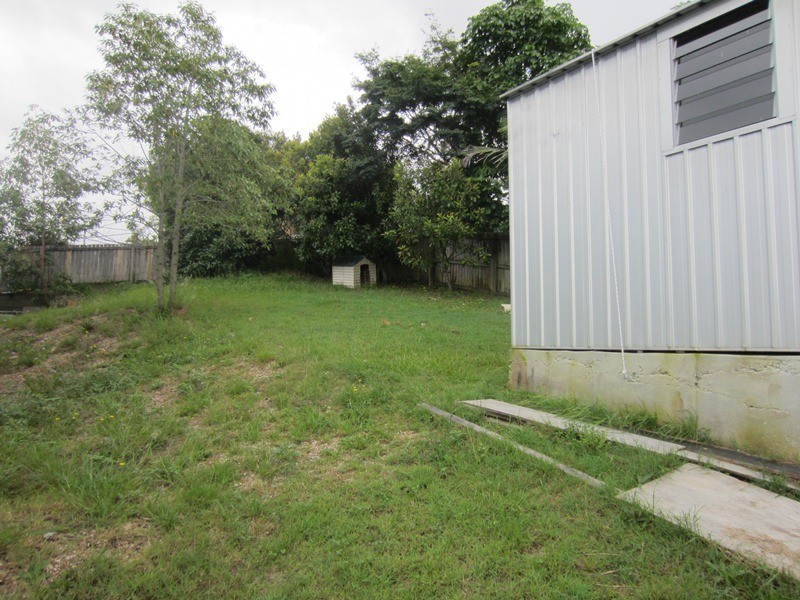 53 Grove Road, Edens Landing QLD 4207