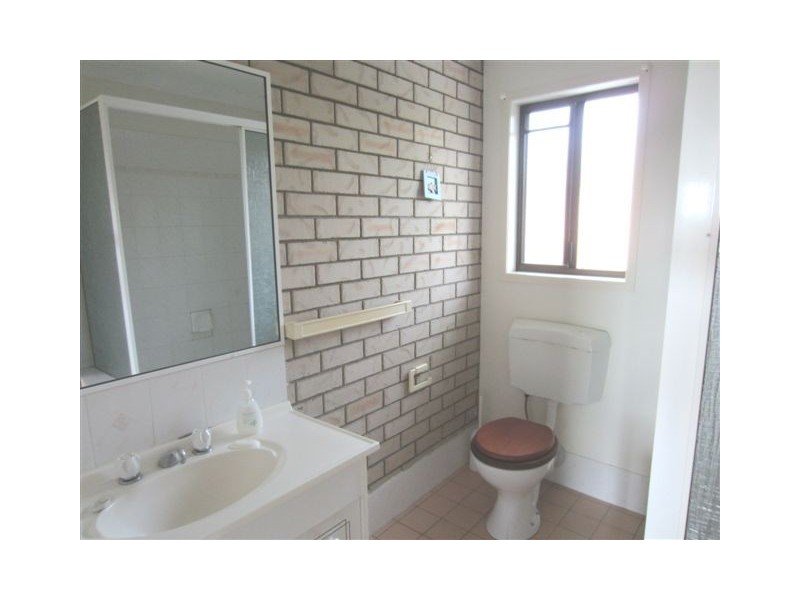 1/15 Woodbeck Street, Beenleigh QLD 4207