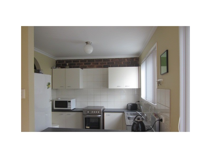 5/2 Cowper Ave, Eagleby QLD 4207