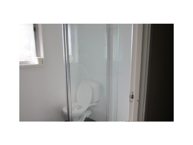 5/2 Cowper Ave, Eagleby QLD 4207