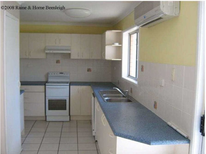 55 Lagoon Road, Carbrook QLD 4130