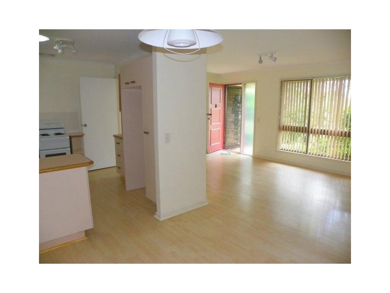 30 Adelong Rd, Shailer Park QLD 4128