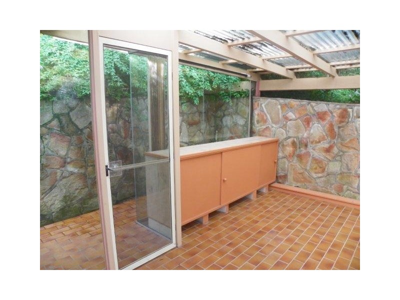 30 Adelong Rd, Shailer Park QLD 4128