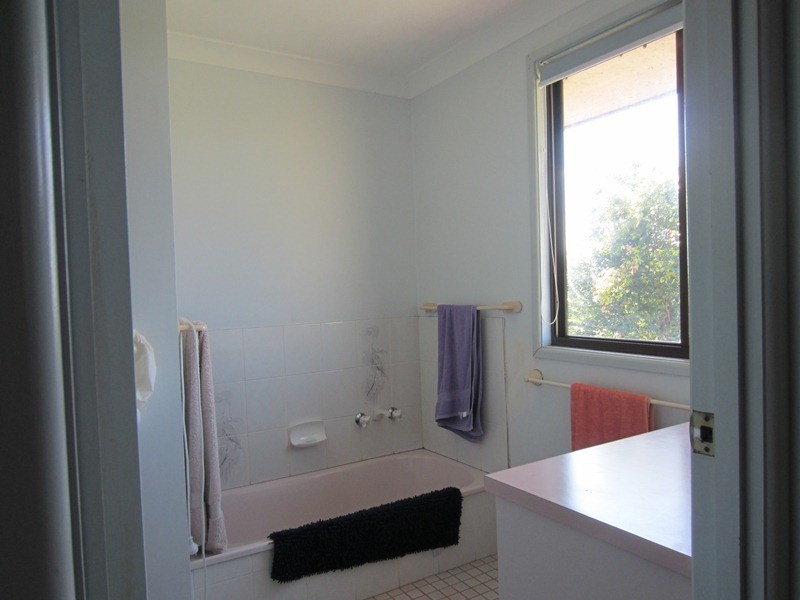 150 School Rd, Woongoolba QLD 4207
