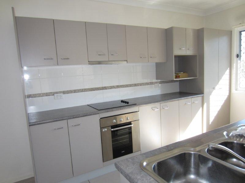 33 Mossman Pde, Waterford QLD 4133
