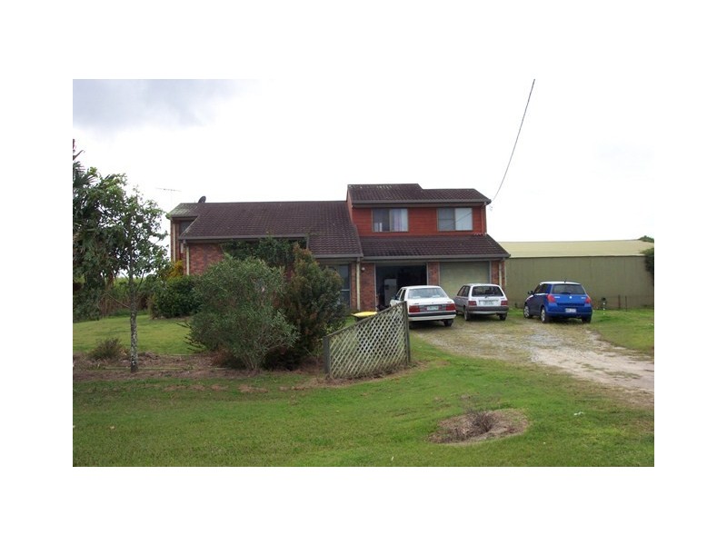 150 School Rd, Woongoolba QLD 4207