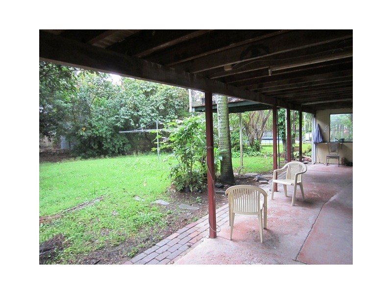 110 Station Rd, Loganlea QLD 4131