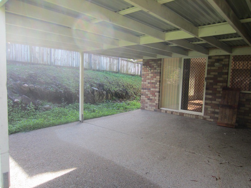 15 Chatfield Street, Edens Landing QLD 4207