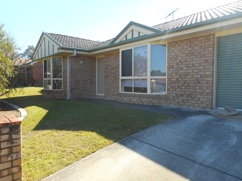 16 Cherry Tree Place, Waterford West QLD 4133