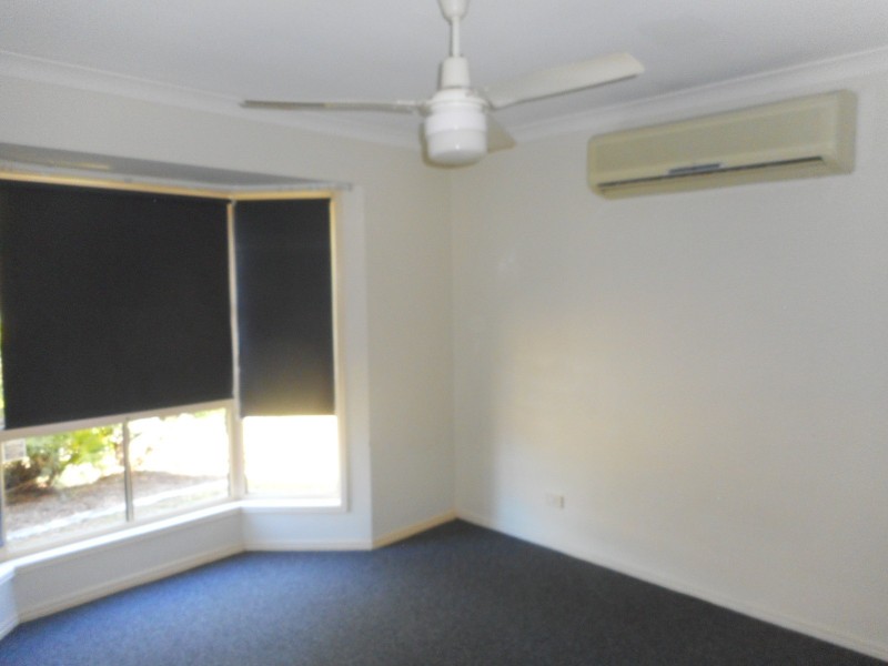 16 Cherry Tree Place, Waterford West QLD 4133