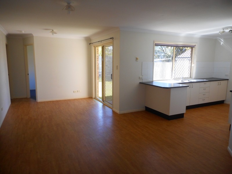 16 Cherry Tree Place, Waterford West QLD 4133