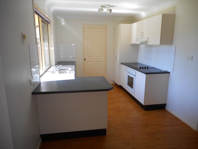 16 Cherry Tree Place, Waterford West QLD 4133