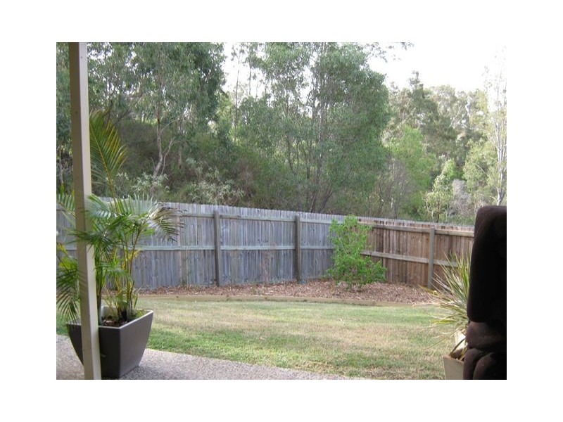 10 Vernon Place, Edens Landing QLD 4207