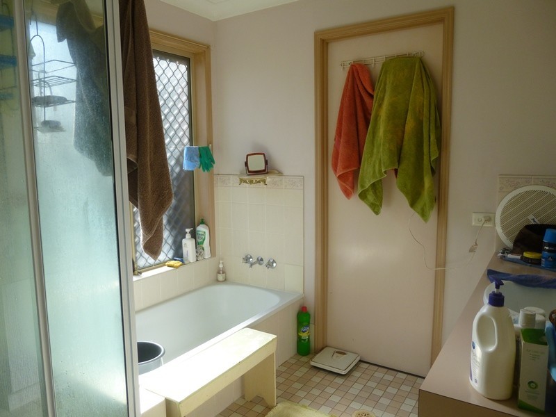 3 Molyu Crt, Mount Warren Park QLD 4207