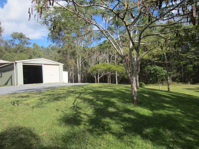 30 Armstrong Rd, Belivah QLD 4207