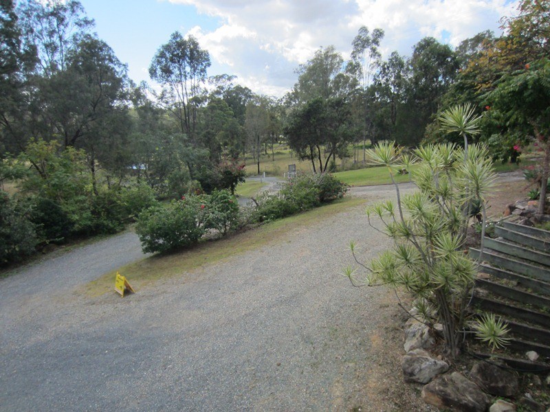 30 Armstrong Rd, Belivah QLD 4207