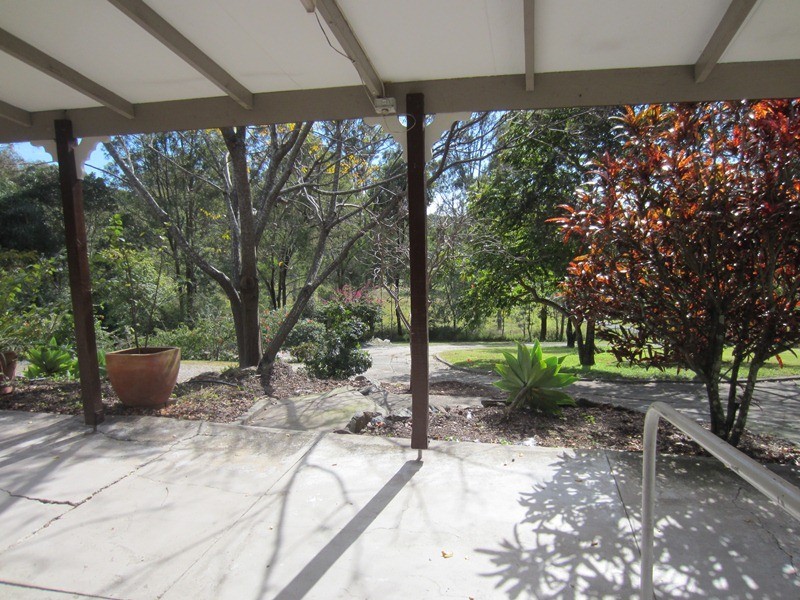 30 Armstrong Rd, Belivah QLD 4207