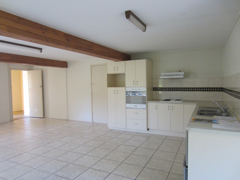 54 Atlantic Dr, Loganholme QLD 4129