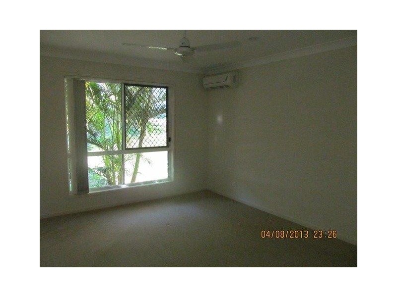 86 Woodlands Blvd, Waterford QLD 4133