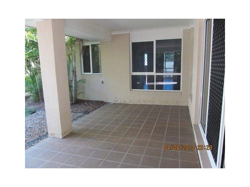 86 Woodlands Blvd, Waterford QLD 4133
