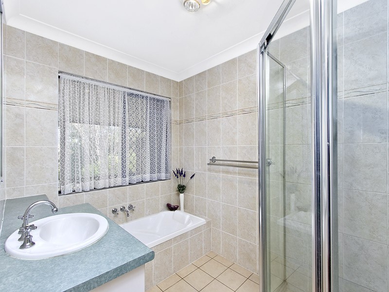 170 Sharton Avenue, Buccan QLD 4207